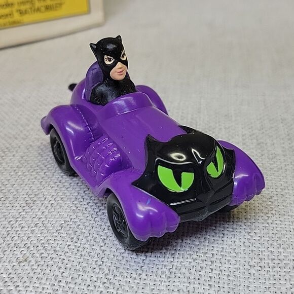 Batman Happy Meal Paper Bag, 2 Cars, Batman Magnifying Glass Mask, Glasses, (2) - Picture 5 of 14